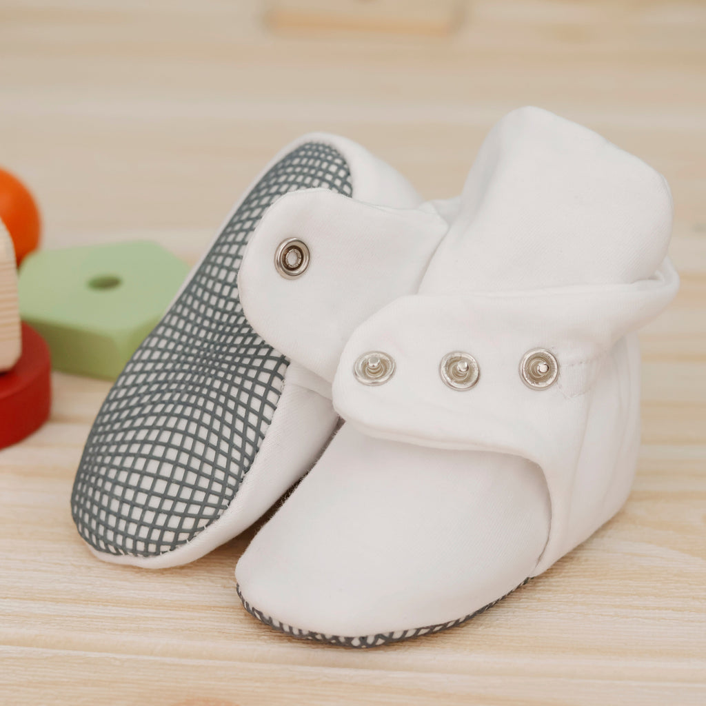 Stay-On Baby Booties, White